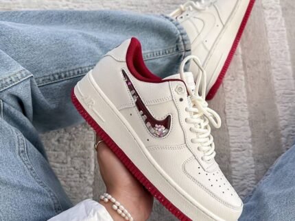 AIRFORCE 1 VALENTINES DAY