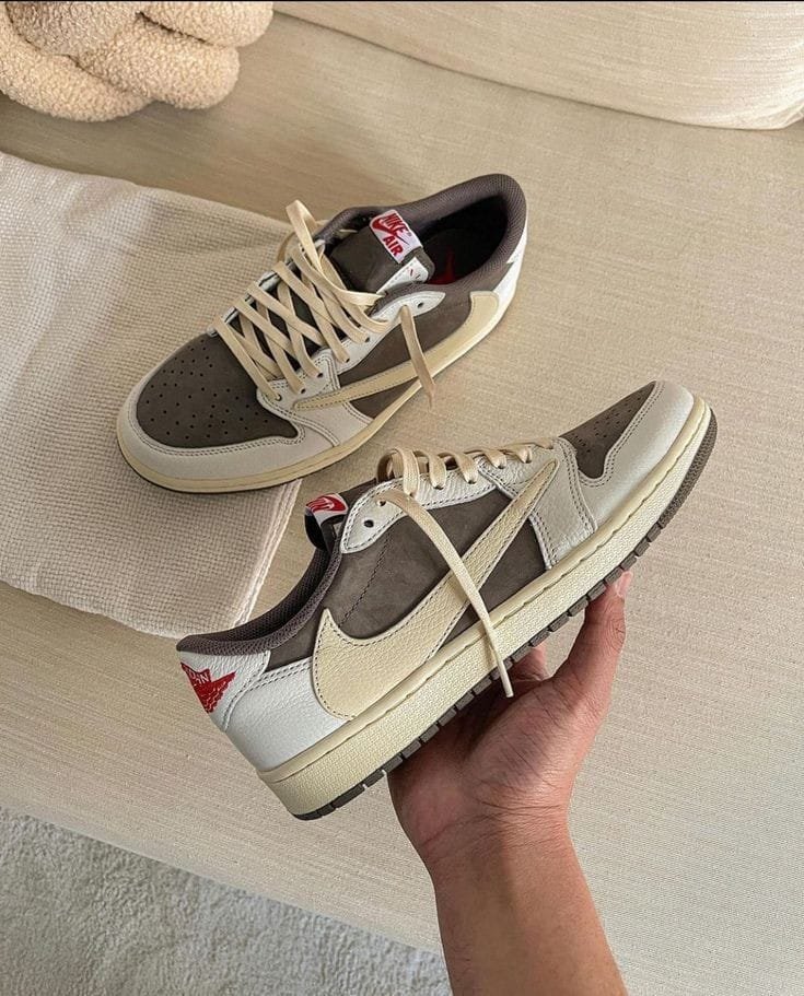 Air Jordan 1 Low Travis Scott Reverse Mocha Semi UA - Image 4